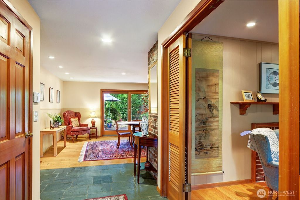 Photo of 3730 NE 187th Street, Lake Forest Park, WA 98155 (MLS # 2393064)