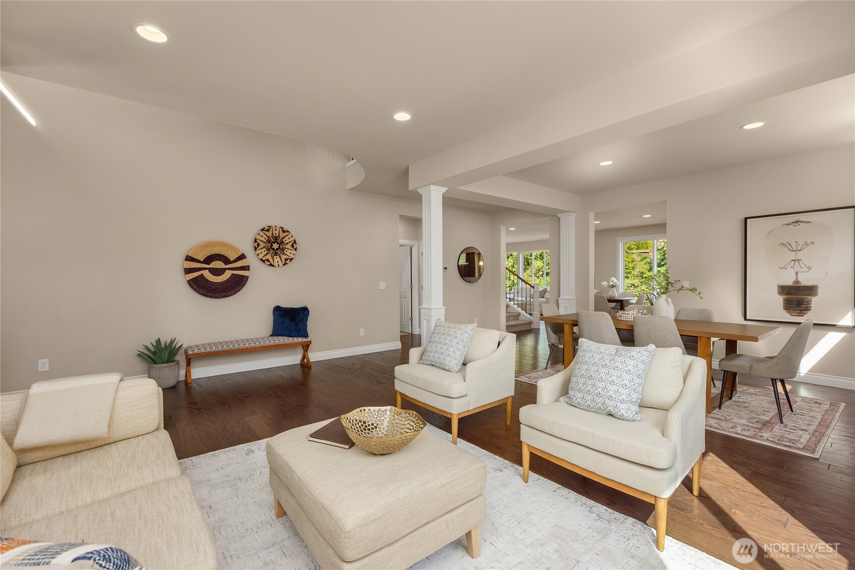 462 Ashbury Court NW