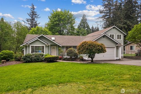 Photo of 20447 SE 157th Street, Renton, WA 98059 (MLS # 2517438)