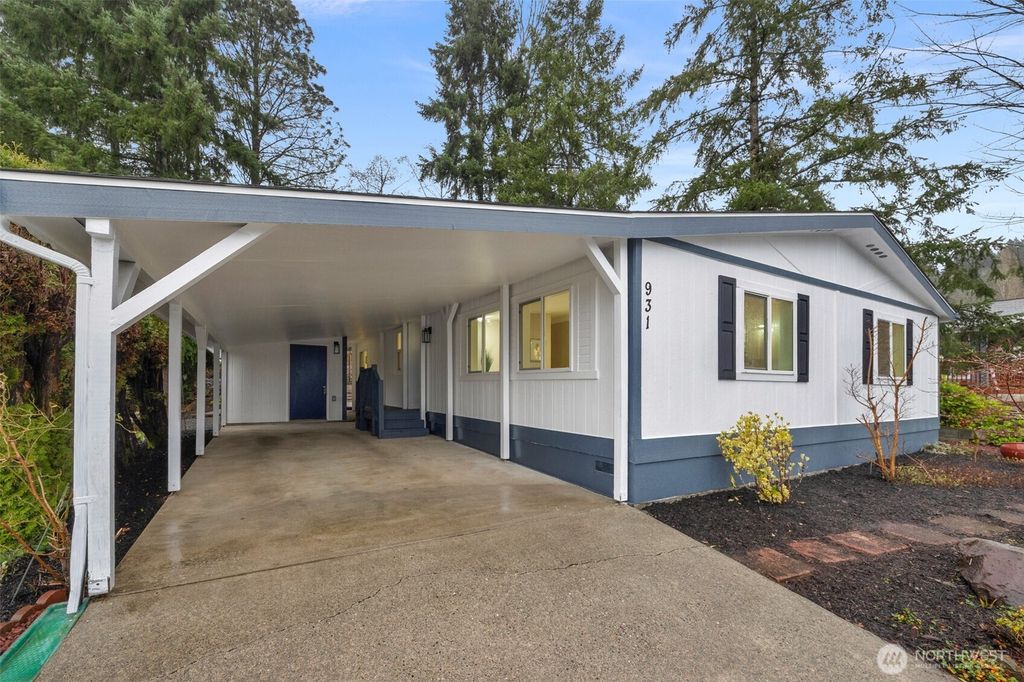 Photo of 931 236th Place SW, Bothell, WA 98021 (MLS # 2465095)