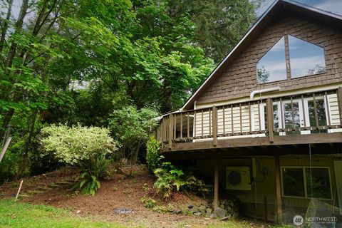 Photo of 7512 Mirimichi Drive NW, Olympia, WA 98502 (MLS # 2526634)