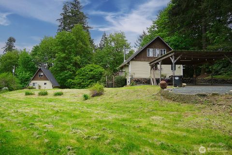 Photo of 7512 Mirimichi Drive NW, Olympia, WA 98502 (MLS # 2526634)