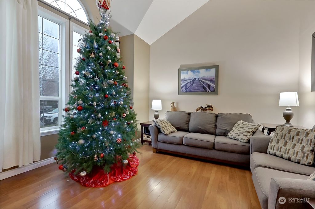 Photo of 21624 SE 281st Street, Maple Valley, WA 98038 (MLS # 2184240)