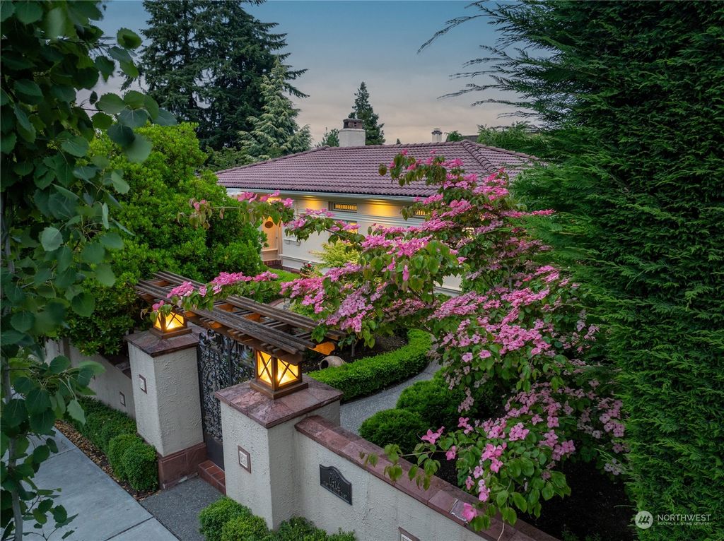 Photo of 1614 21st Avenue E, Seattle, WA 98112 (MLS # 2249875)
