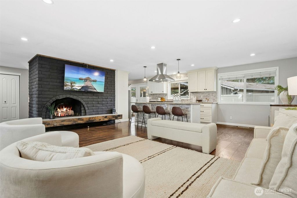 Photo of 4707 122nd Place NE, Marysville, WA 98271 (MLS # 2506576)