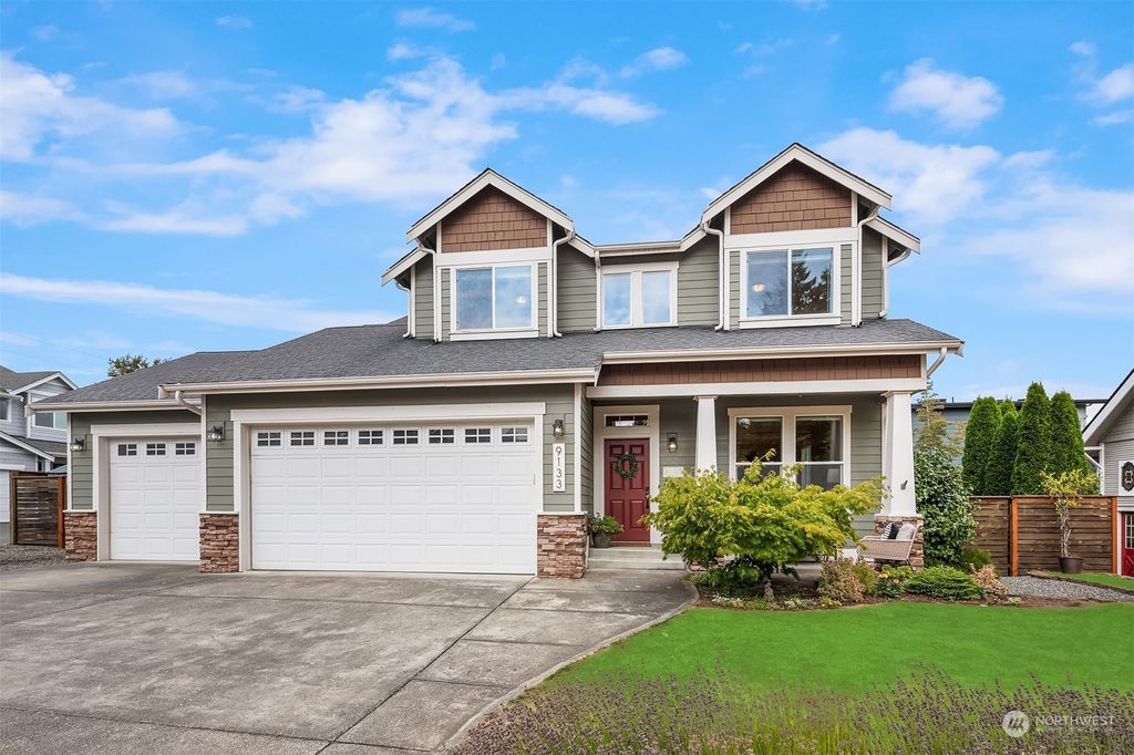 Photo of 9133 126th Avenue NE, Kirkland, WA 98033 (MLS # 2271734)