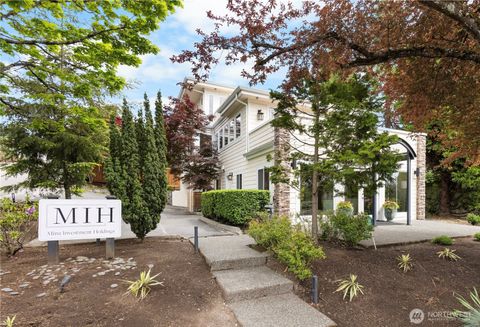 Photo of 1418 Market Street, Kirkland, WA 98033 (MLS # 2560333)