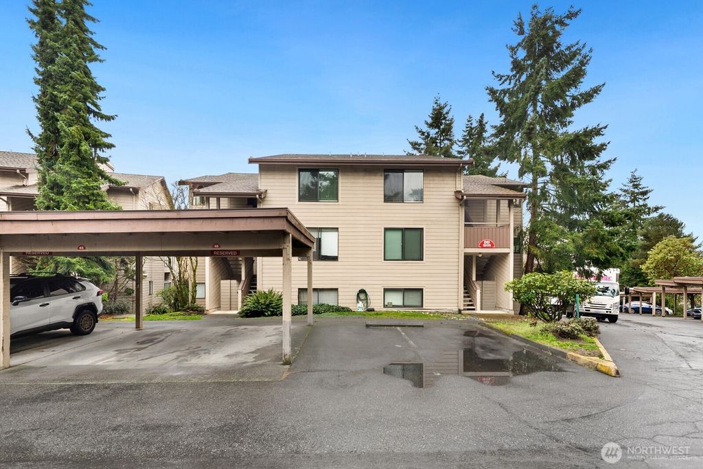 Photo of 15175 Sunwood Boulevard #DD32, Tukwila, WA 98188 (MLS # 2496230)