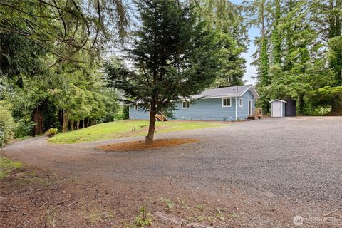 2693 State Rt 101 Ilwaco WA 98624