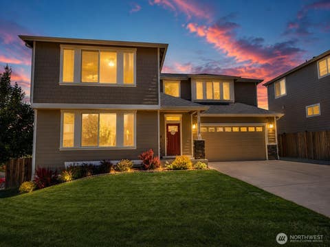 Photo of 1115 NE Sockeye Court, Bremerton, WA 98311 (MLS # 2537197)