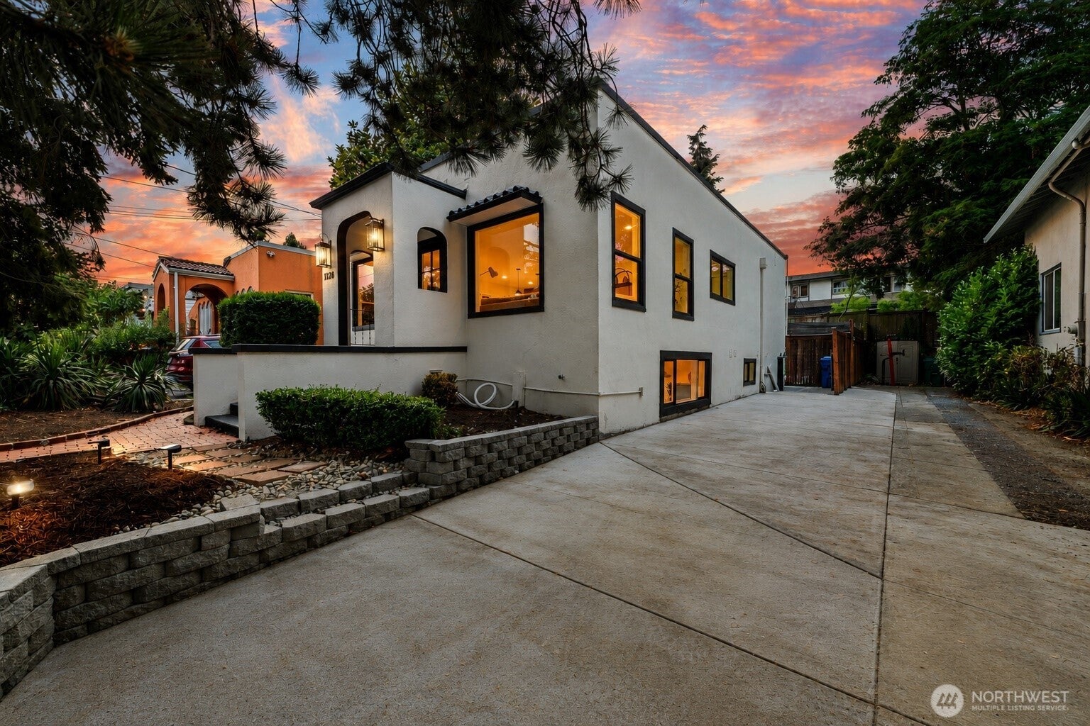 1128 N 77th Street