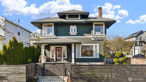 Photo of 217 30th Avenue, Seattle, WA 98122 (MLS # 2475935)
