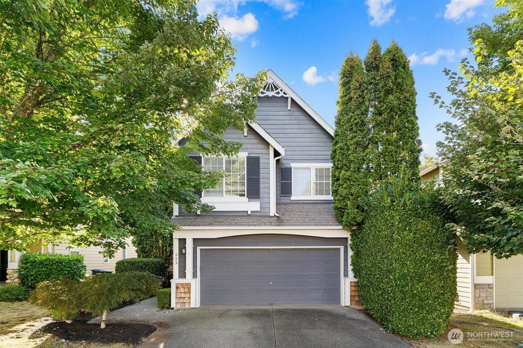 Photo of 523 240th Ave Ave SE, Sammamish, WA 98074 (MLS # 2423299)
