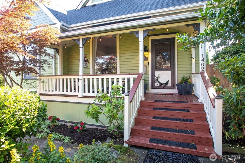 1402 Humboldt Street