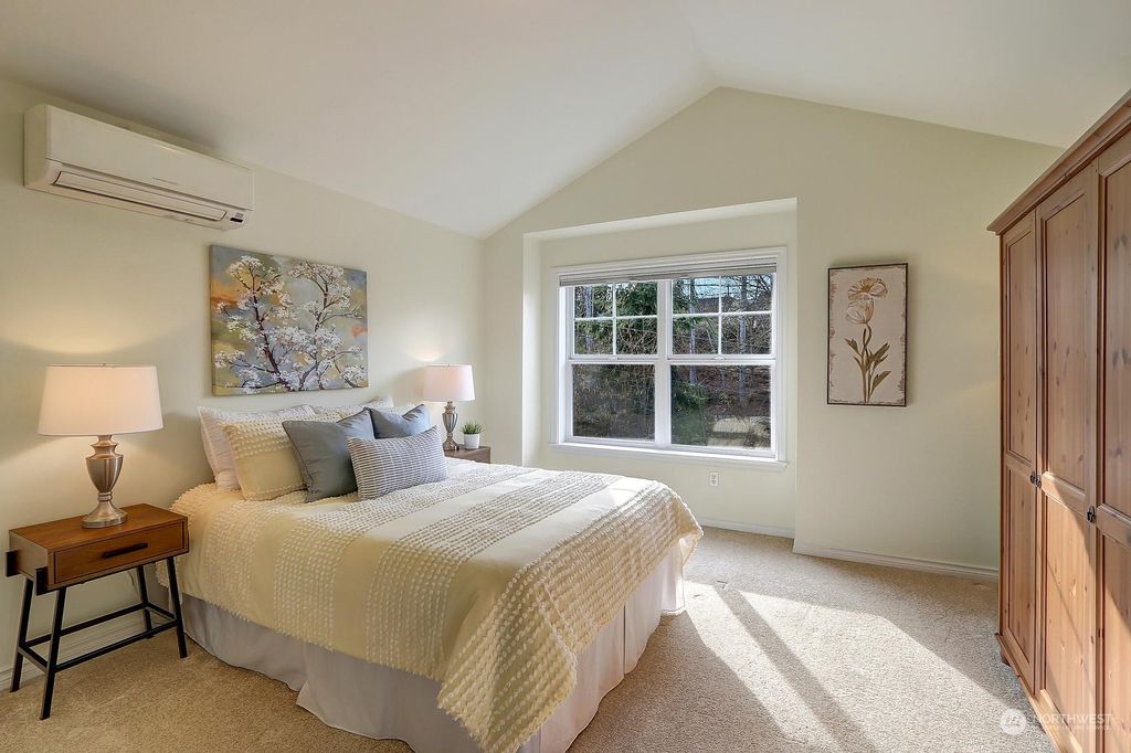 Photo of 4842 Railroad Avenue NE, Seattle, WA 98105 (MLS # 2047662)