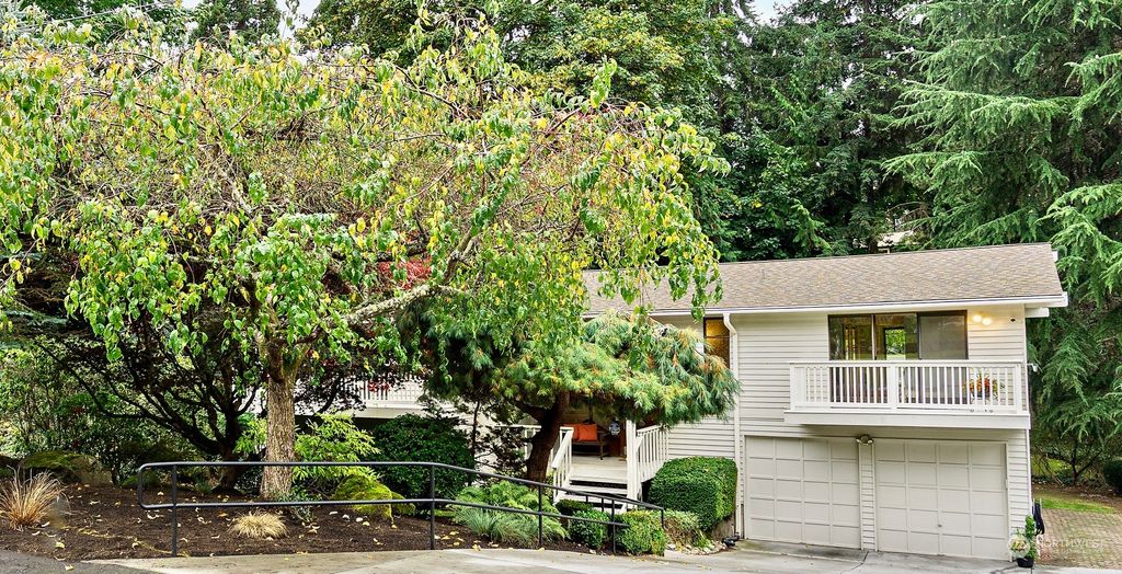 Photo of 19918 89th Place W, Edmonds, WA 98026 (MLS # 2157953)