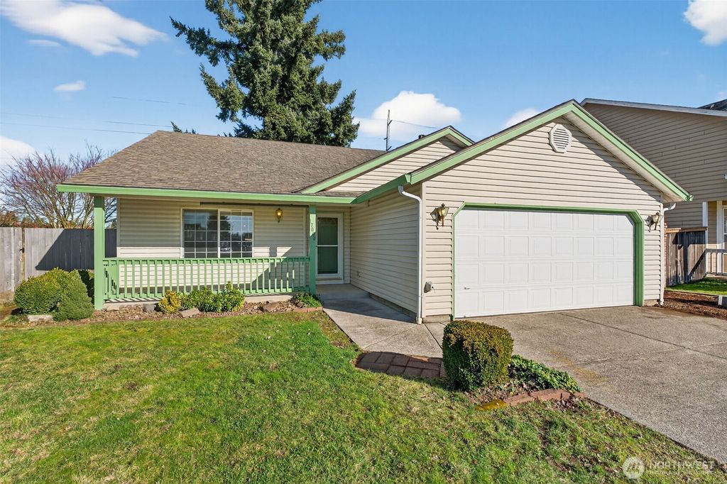Photo of 17000 SE 16th Street, Vancouver, WA 98683 (MLS # 2480047)