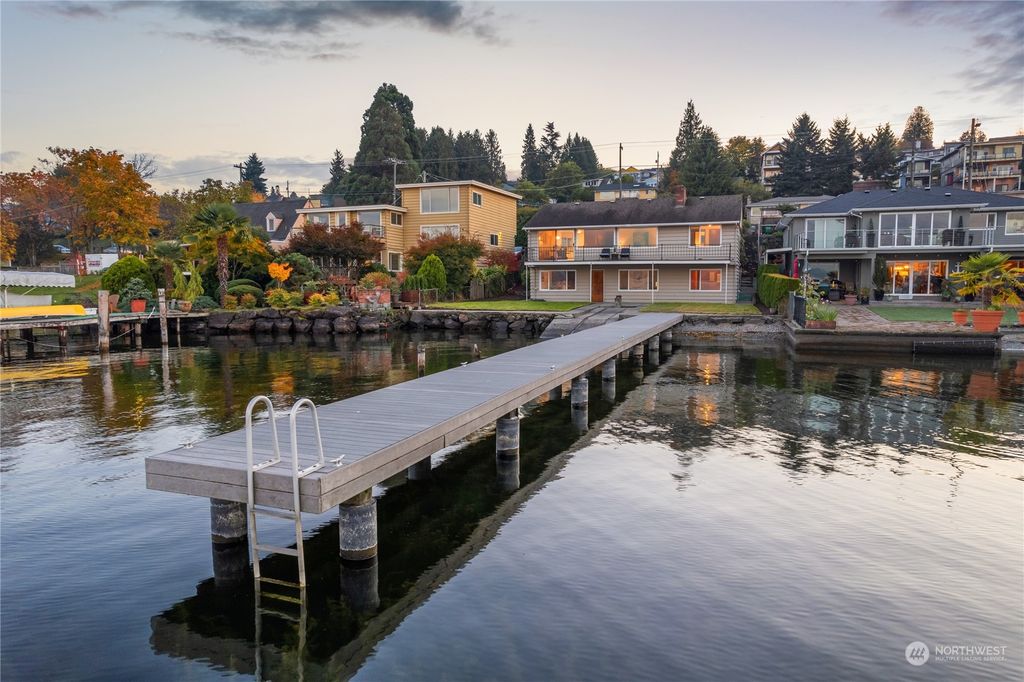 Photo of 10456 Rainier Avenue S, Seattle, WA 98178 (MLS # 2176672)