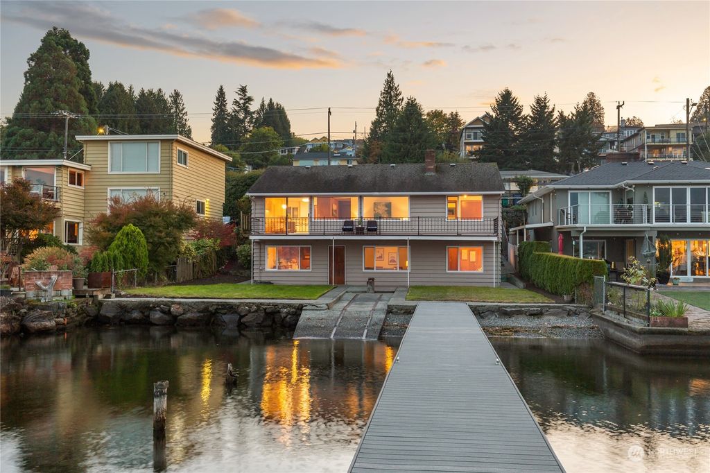 Photo of 10456 Rainier Avenue S, Seattle, WA 98178 (MLS # 2176672)