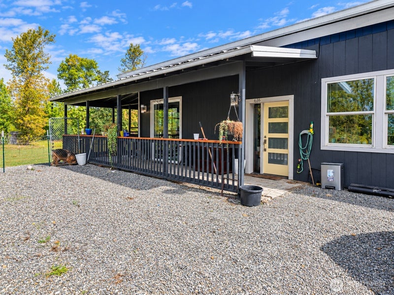 616 Smokey Valley Road