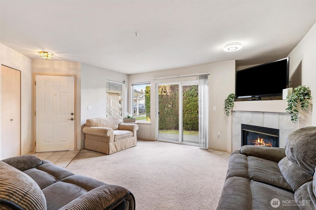 Photo of 11130 SE 208th Street #M104, Kent, WA 98031 (MLS # 2470028)