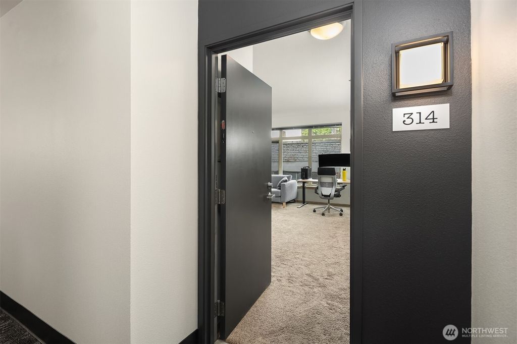 Photo of 1610 Belmont Avenue #314, Seattle, WA 98122 (MLS # 2405653)
