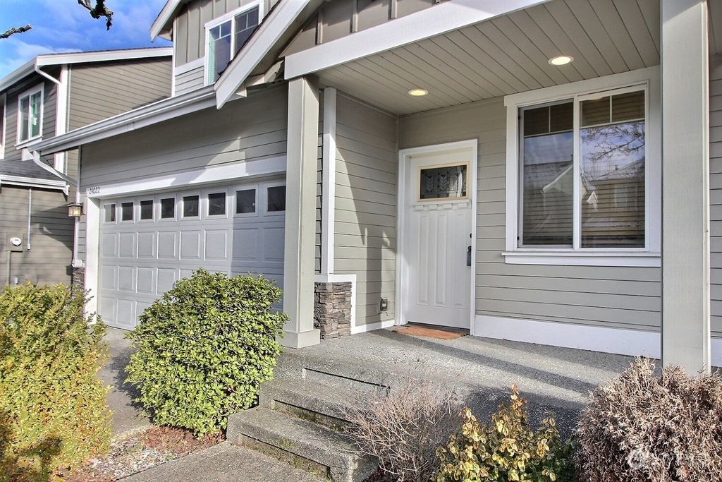 Photo of 24022 221st Lane SE, Maple Valley, WA 98038 (MLS # 2191556)