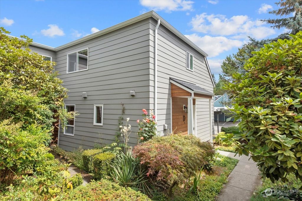 Photo of 8436 26th Avenue SW #D, Seattle, WA 98106 (MLS # 2273051)
