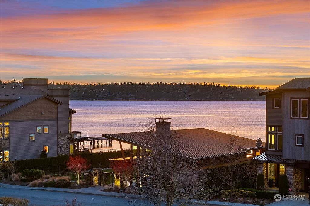 Photo of 1019 N 42nd Place, Renton, WA 98056 (MLS # 2192170)