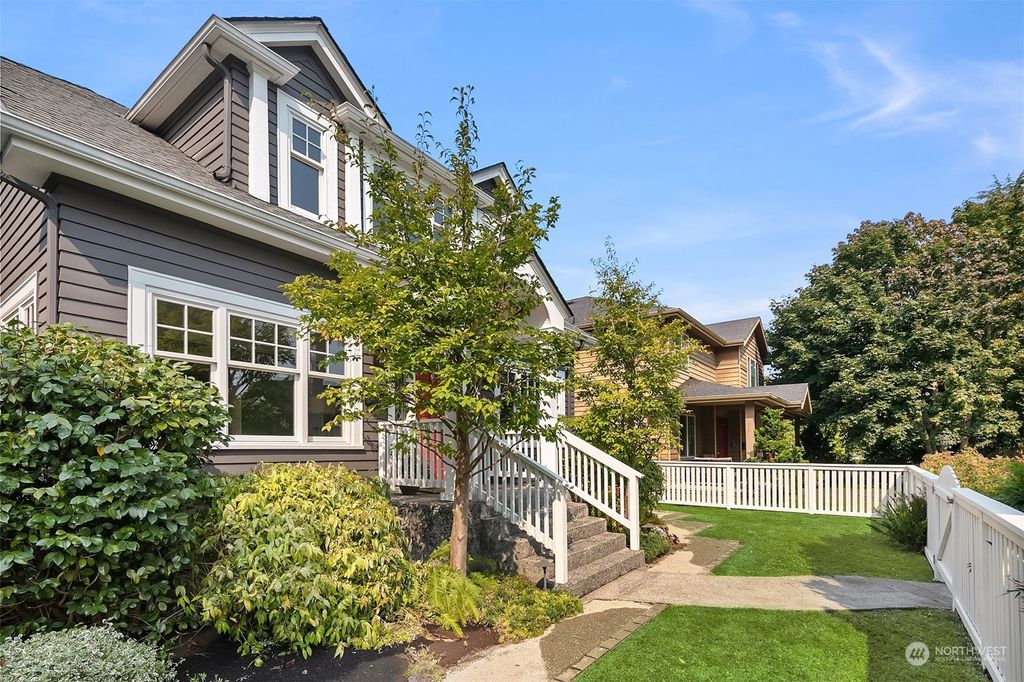 Photo of 3615 Bella Vista Avenue S, Seattle, WA 98144 (MLS # 1995108)