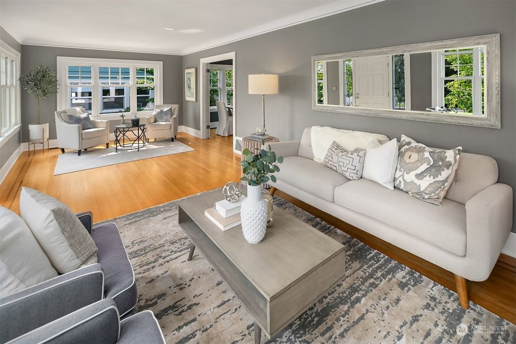 Photo of 3615 Bella Vista Avenue S, Seattle, WA 98144 (MLS # 1995108)