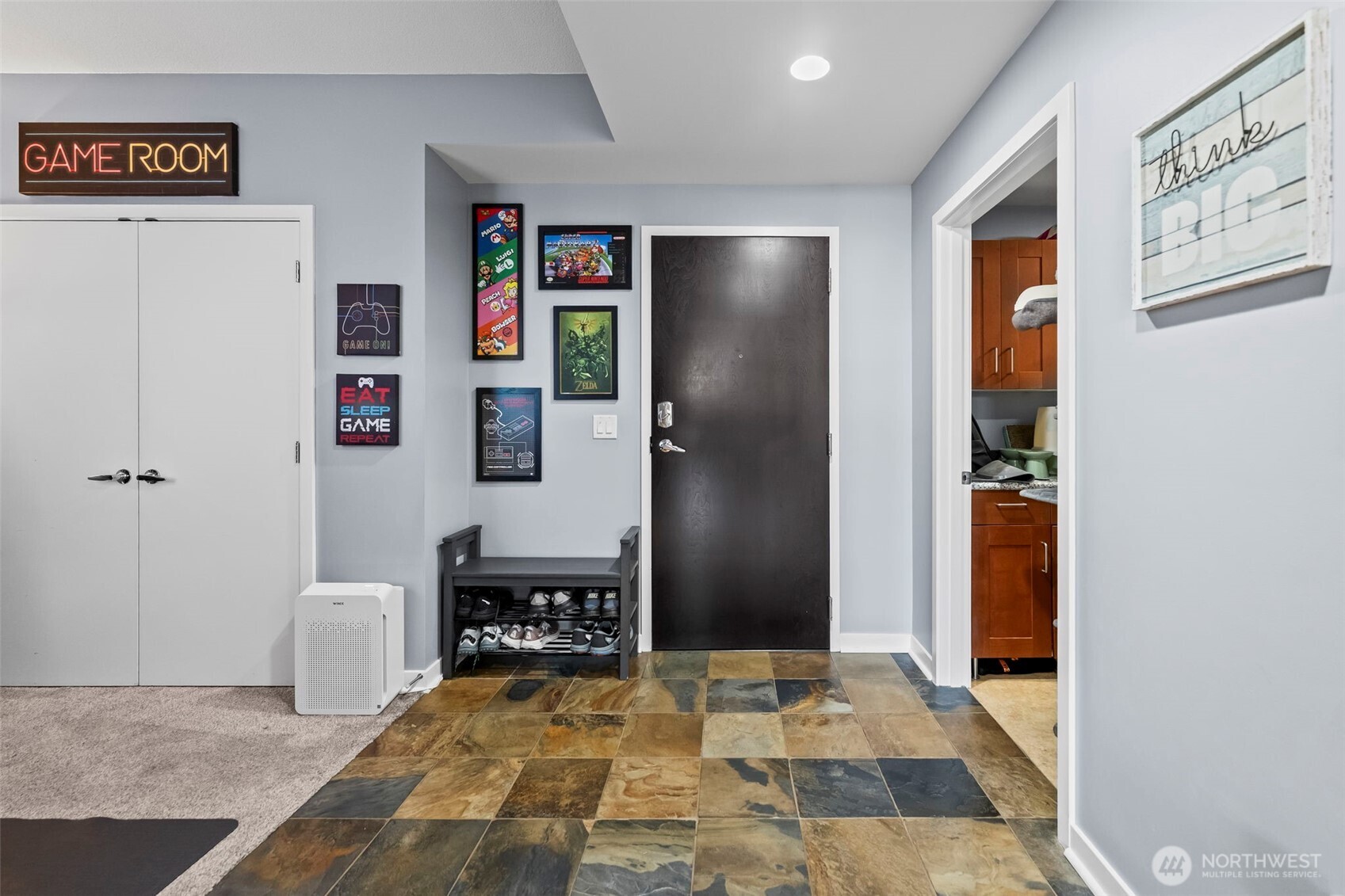 1515 Dock Street 409