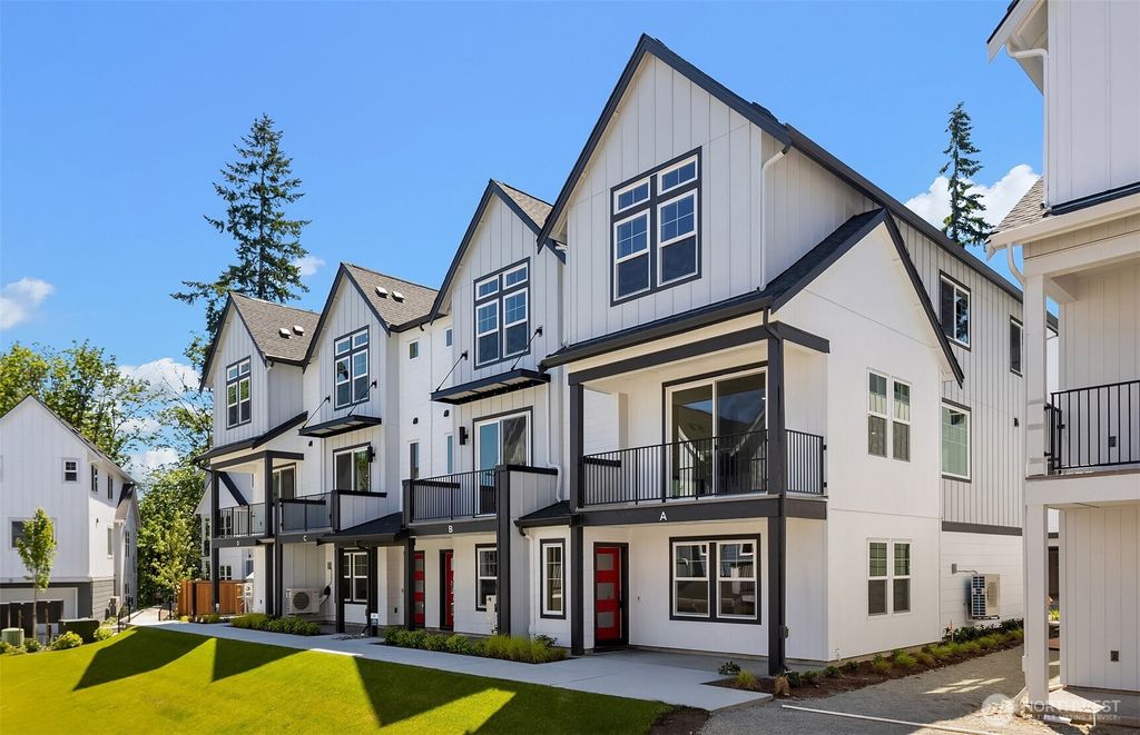 Photo of 9017 NE 203rd Court #A, Bothell, WA 98011 (MLS # 2307572)