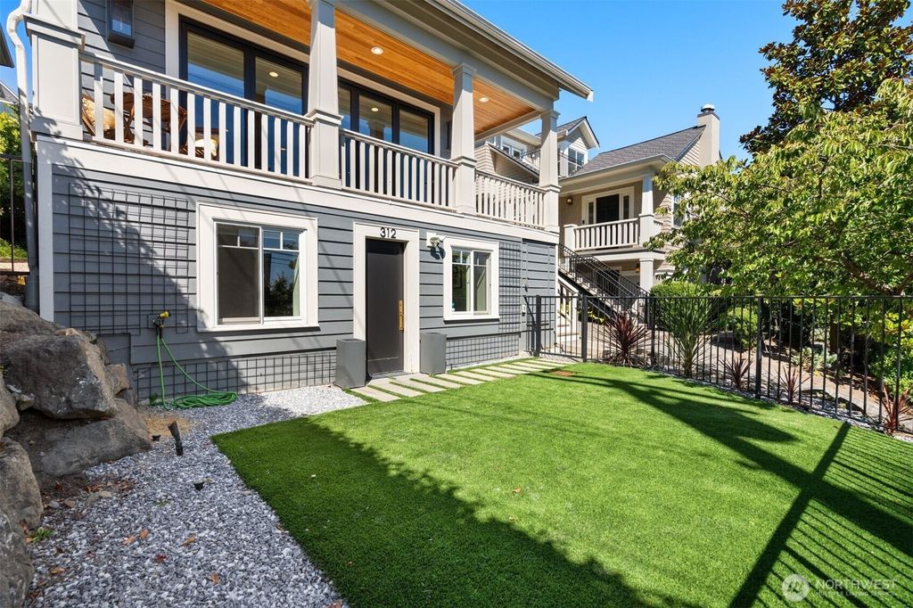 Photo of 312 Prospect Street, Seattle, WA 98109 (MLS # 2456206)