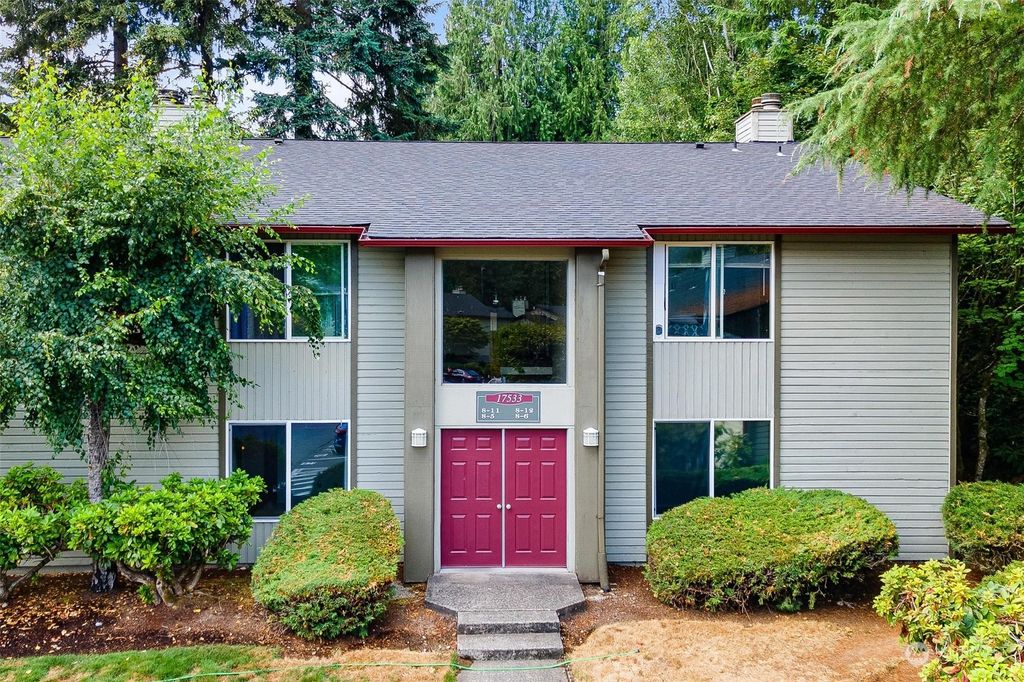 Photo of 17533 151st Avenue SE #8-5, Renton, WA 98058 (MLS # 2269039)