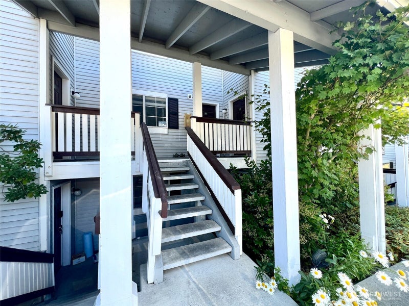 23319 Cedar Way K203