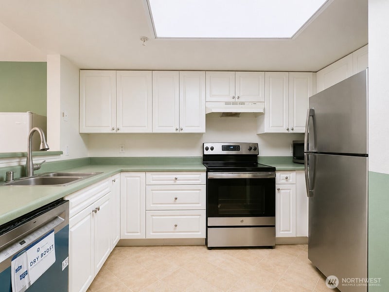 23319 Cedar Way K203