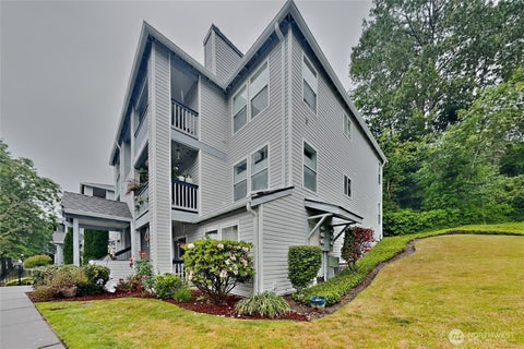 Photo of 33020 10th Avenue SW #X104, Federal Way, WA 98023 (MLS # 2537790)
