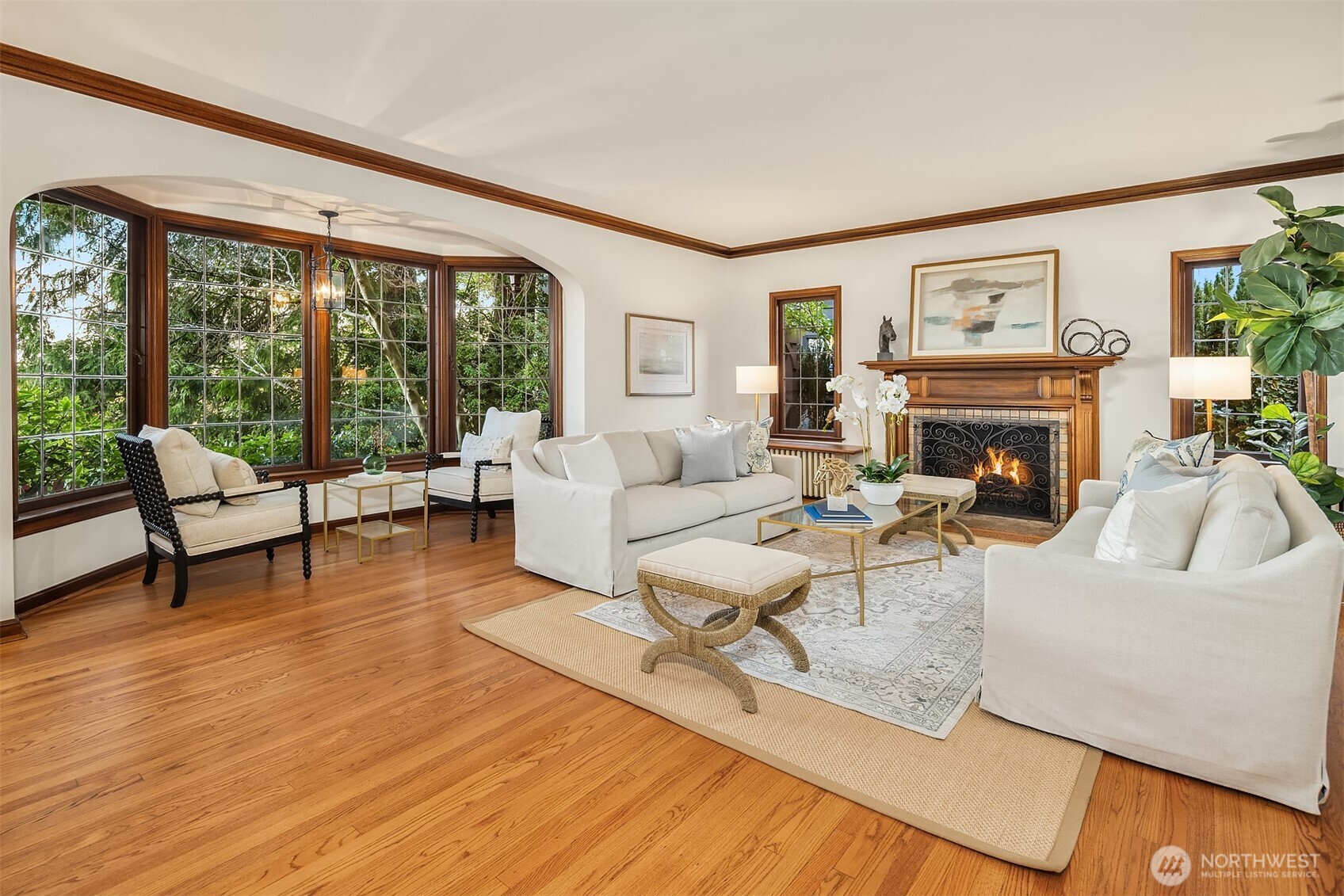 3419 E Laurelhurst Drive NE