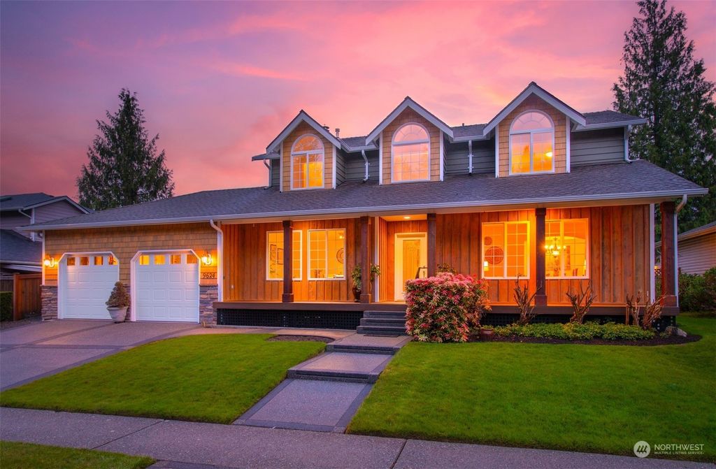 Photo of 9624 10th Place SE, Lake Stevens, WA 98258 (MLS # 2226968)