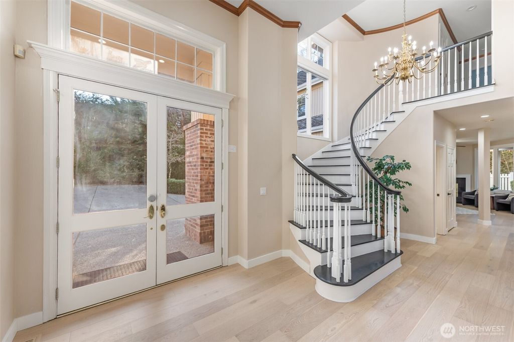 Photo of 5539 178th Avenue SE, Bellevue, WA 98006 (MLS # 2474745)