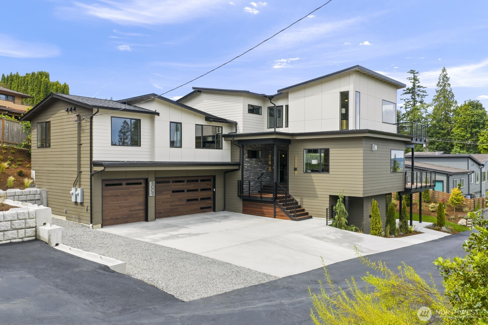 5009 Ocean Avenue