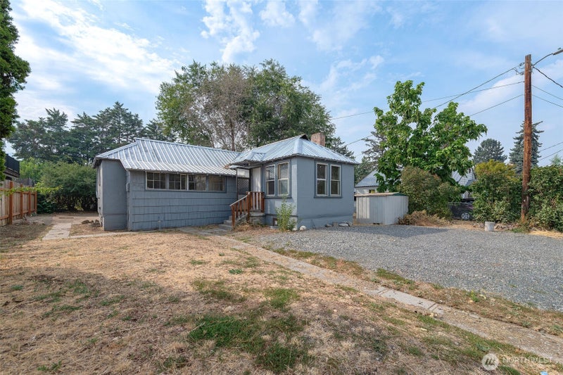 504 Ramona Avenue