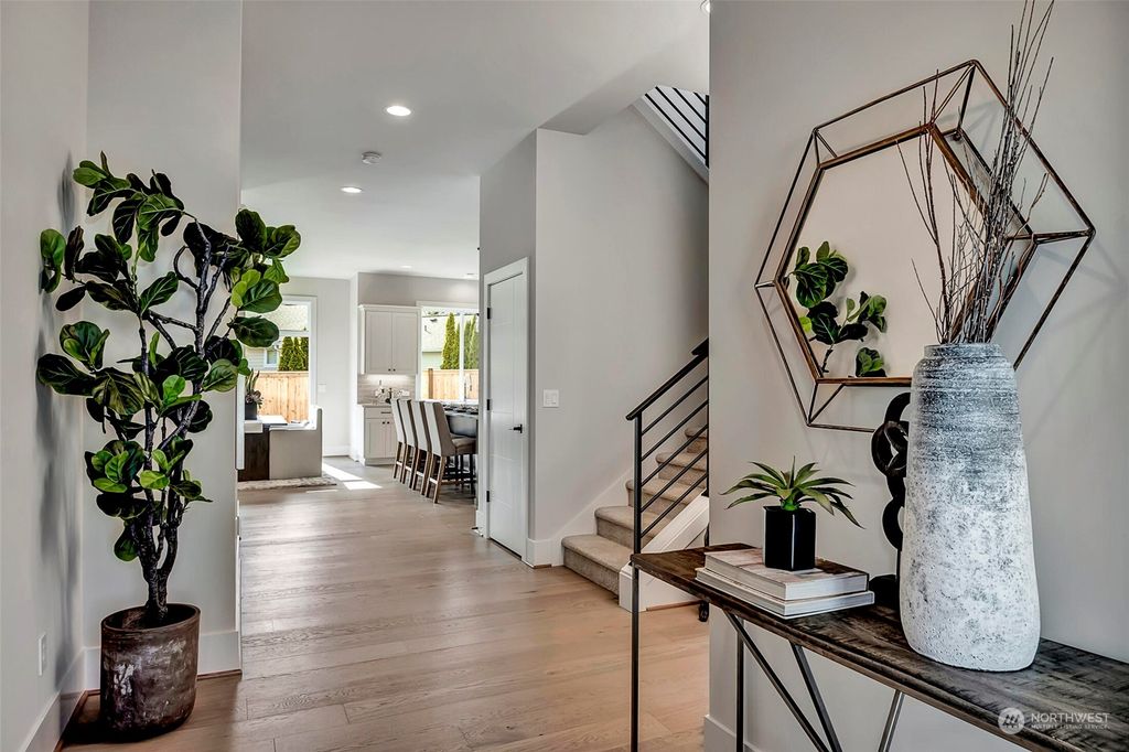 Photo of 23612 SE 35th Court, Sammamish, WA 98029 (MLS # 2050709)