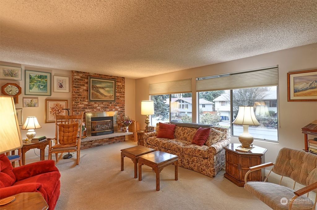 Photo of 15802 119th Avenue NE, Bothell, WA 98011 (MLS # 2032395)