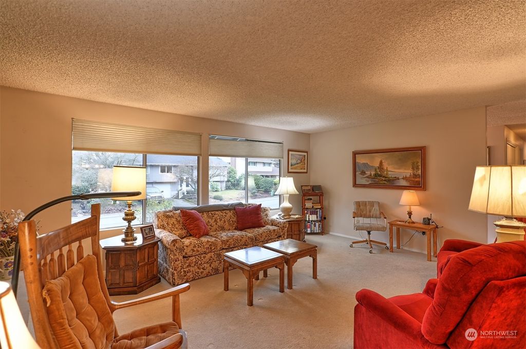 Photo of 15802 119th Avenue NE, Bothell, WA 98011 (MLS # 2032395)