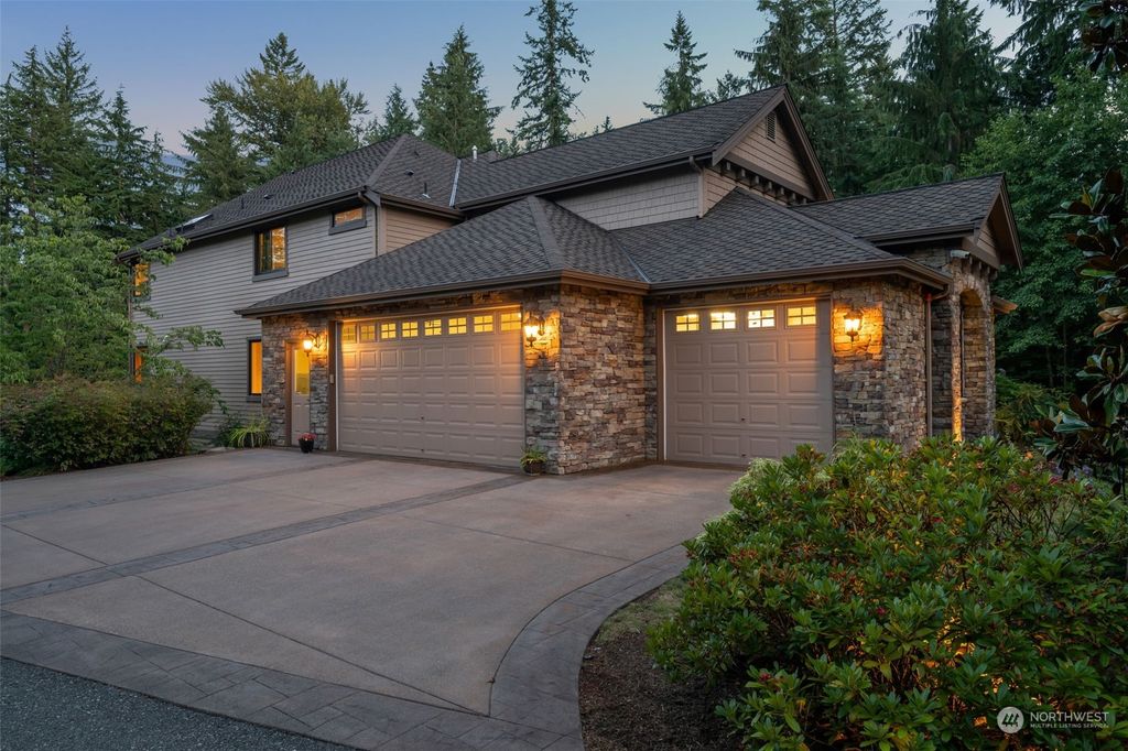 Photo of 8708 218th Avenue NE, Redmond, WA 98053 (MLS # 2143126)