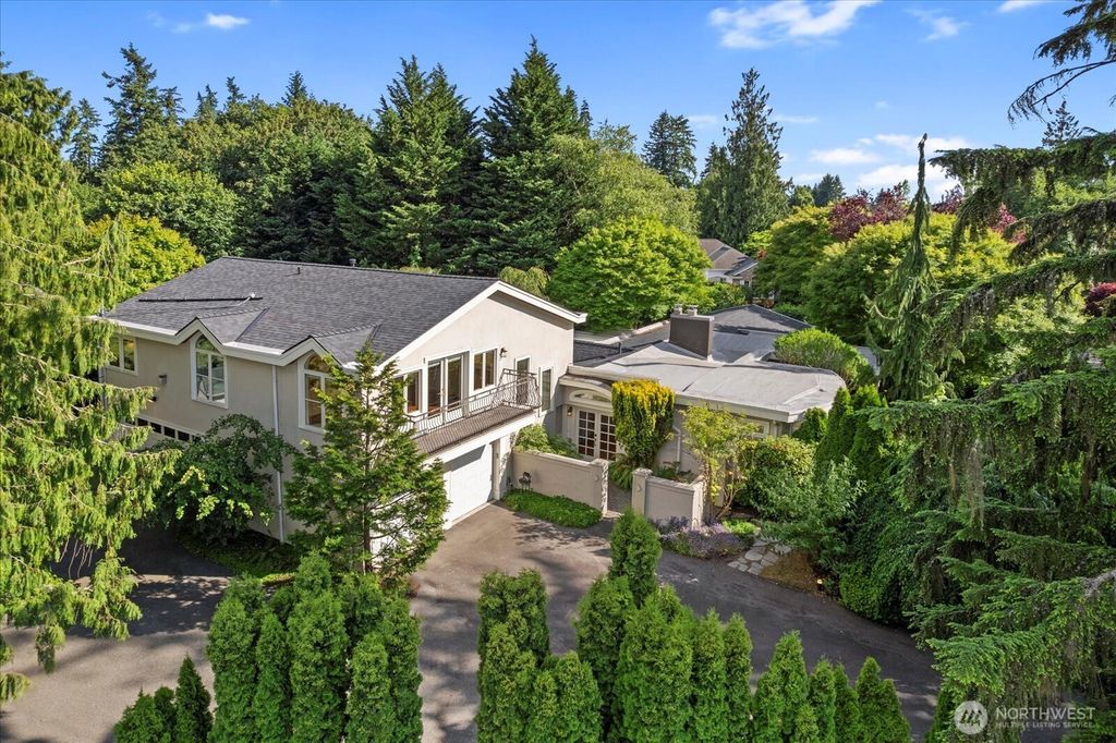 Photo of 21908 36th Avenue W, Brier, WA 98036 (MLS # 2358657)