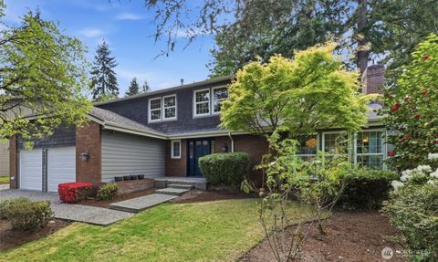 Photo of 4423 156th Place SE, Bellevue, WA 98006 (MLS # 2514231)
