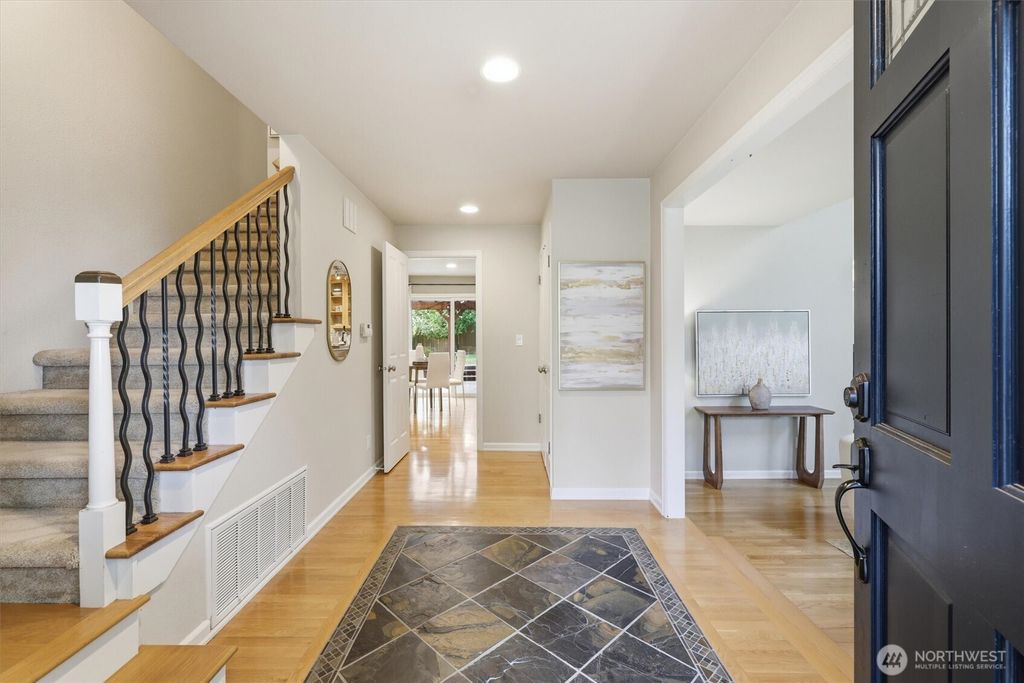 Photo of 4423 156th Place SE, Bellevue, WA 98006 (MLS # 2514231)